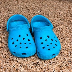 CROCS toddler size 7